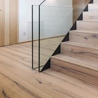 Parkettboden auf Stiege